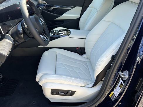 New 2025 BMW i5 M60 w/ Executive Package image 10