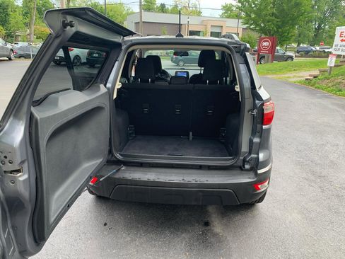 Used 2018 Ford EcoSport SE FWD image 24