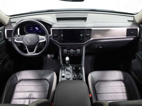 Used 2021 Volkswagen Atlas SEL Premium image 23