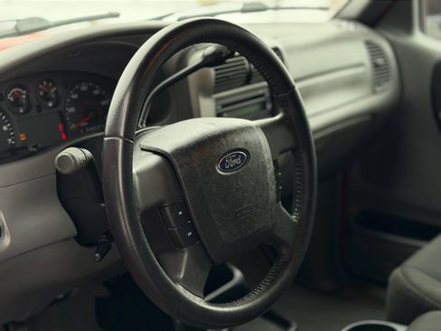 Used 2010 Ford Ranger XLT image 5