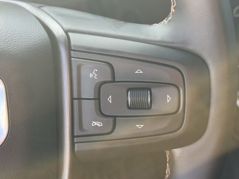 Used 2025 GMC Sierra 2500 AT4 AWD/4WD image 23