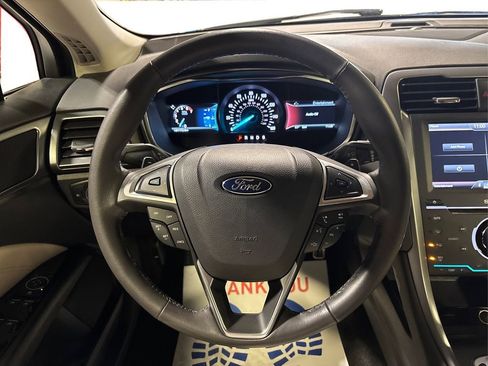 Used 2015 Ford Fusion Titanium image 26