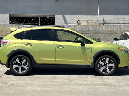 Used 2014 Subaru Crosstrek Touring AWD/4WD image 9