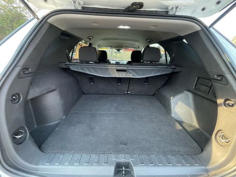 Used 2021 Chevrolet Equinox LT AWD/4WD image 22