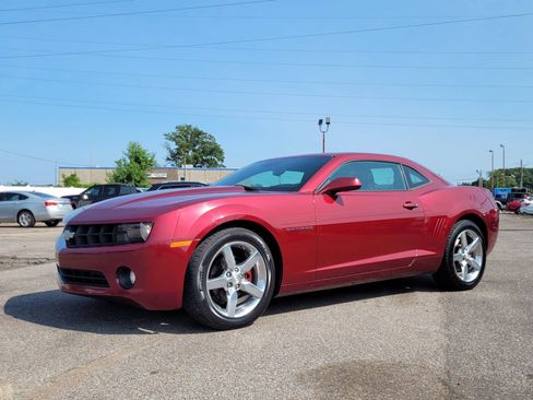 Used 2010 Chevrolet Camaro LT RWD image 13