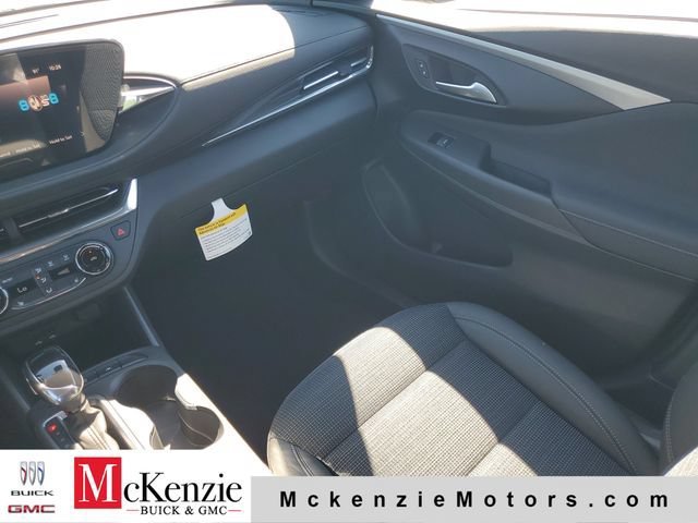 New 2026 Buick Envista Sport Touring w/ Convenience I Package FWD image 25