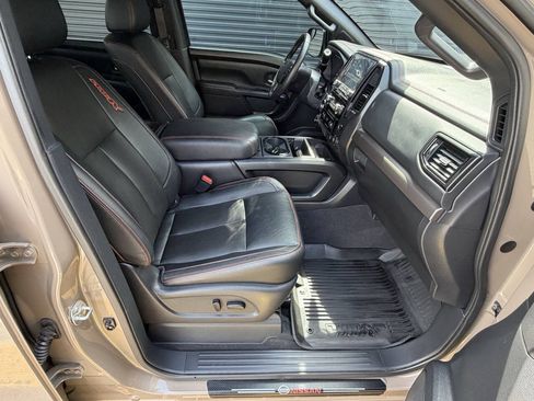 Used 2022 Nissan Titan PRO-4X w/ Pro-4x Convenience Package AWD/4WD image 20