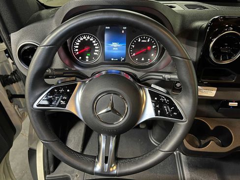 Used 2026 Mercedes-Benz Sprinter 2500 image 28