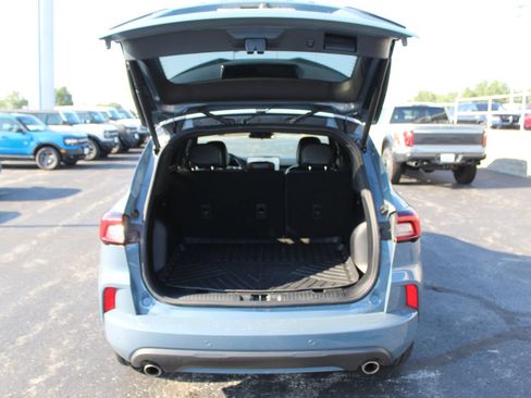 Used 2024 Ford Escape ST-Line w/ Tech Pack #1 FWD image 18