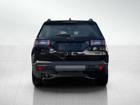 New 2026 Jeep Cherokee Overland w/ Trailer Tow Group AWD/4WD image 5