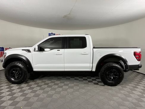 Used 2025 Ford F150 Raptor AWD/4WD image 6