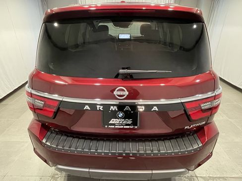 Used 2024 Nissan Armada Platinum w/ Captain's Chairs Package AWD/4WD image 5