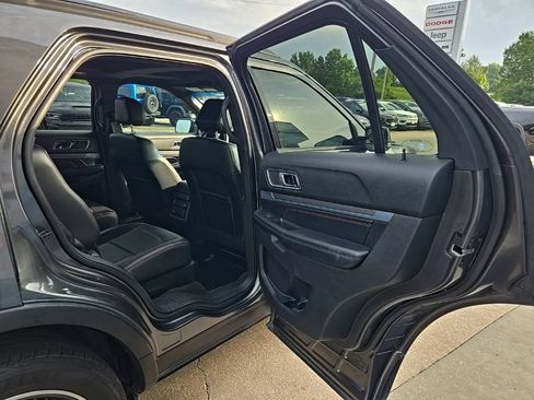 Used 2017 Ford Explorer Sport w/ Equipment Group 401A AWD/4WD image 78