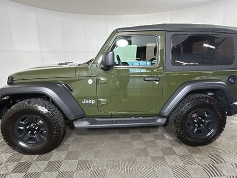 Used 2021 Jeep Wrangler Sport AWD/4WD image 6