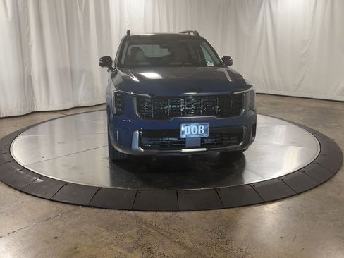 New 2025 Kia Sorento SX image 3