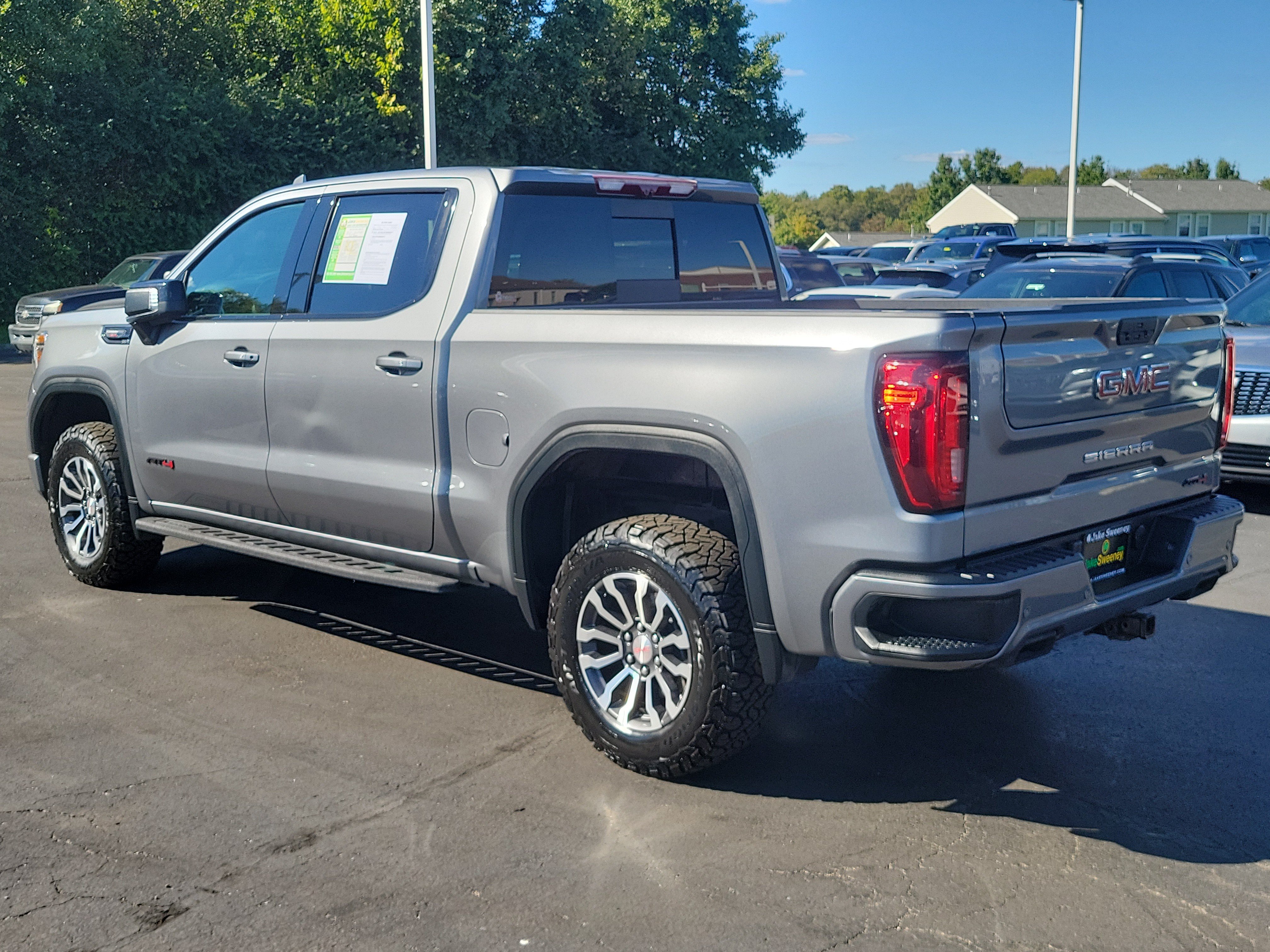 Used 2021 GMC Sierra 1500 AT4 w/ AT4 Premium Package AWD/4WD image 3