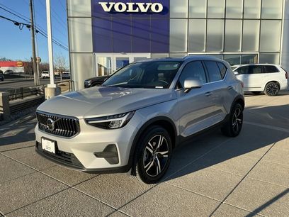 Certified 2025 Volvo XC40 B5 Core