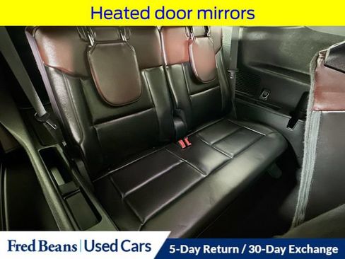 Used 2020 Ford Explorer Platinum w/ Premium Technology Package AWD/4WD image 36