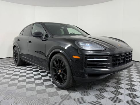 Certified 2026 Porsche Cayenne Coupe AWD/4WD image 7