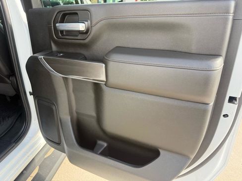 Used 2020 GMC Sierra 2500 AT4 w/ AT4 Premium Package AWD/4WD image 18