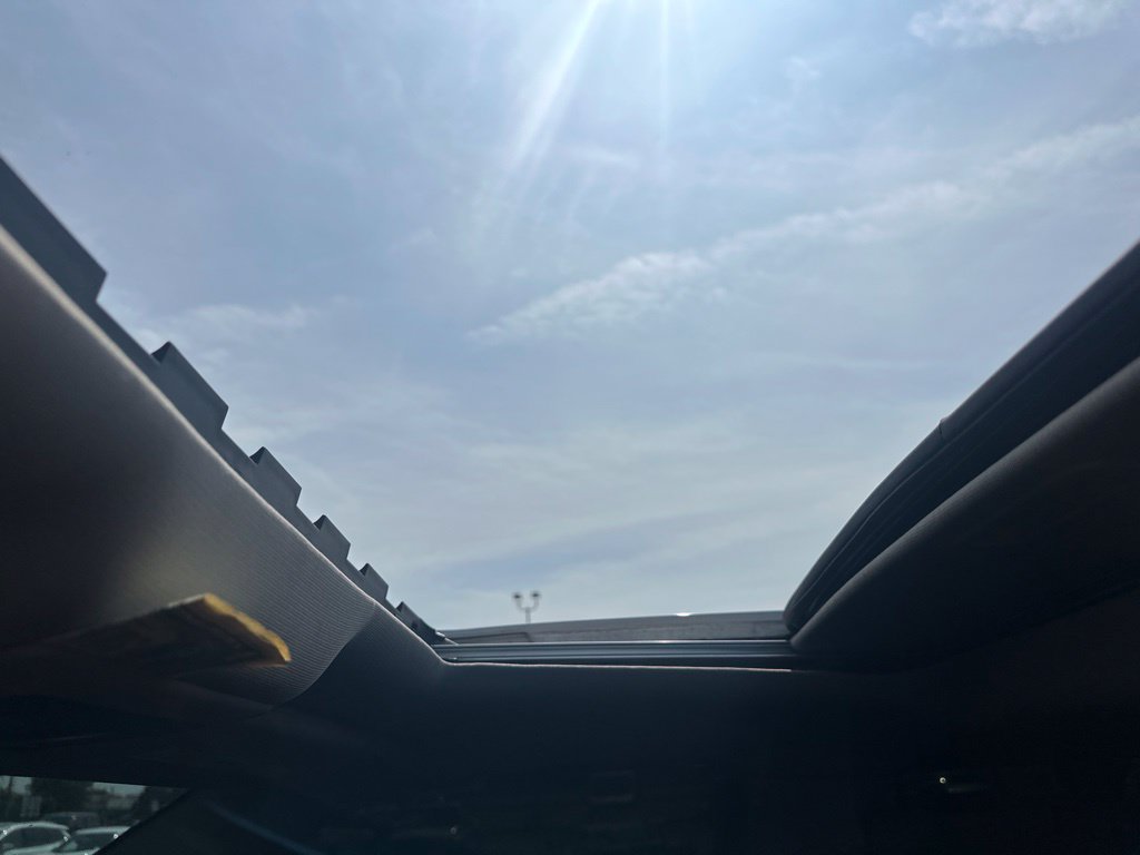 Used 2017 RAM 2500 Laramie AWD/4WD image 9