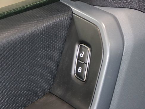 Used 2023 Ford F150 XLT AWD/4WD image 49