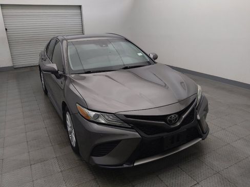 Used 2018 Toyota Camry XSE FWD image 14