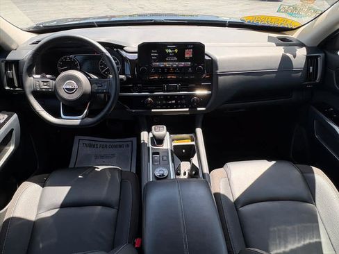 Used 2025 Nissan Pathfinder SL w/ Cargo Package AWD/4WD image 11
