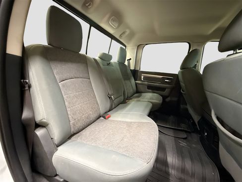 Used 2018 RAM 1500 Big Horn image 27