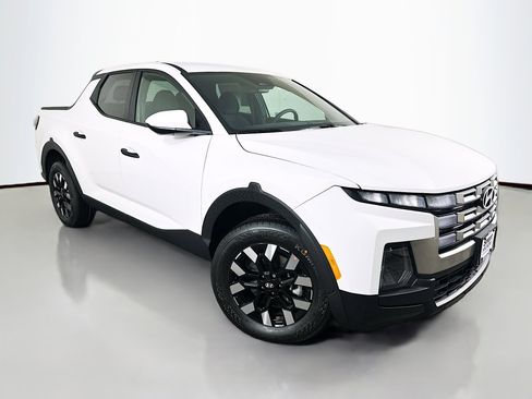 New 2025 Hyundai Santa Cruz SE image 1