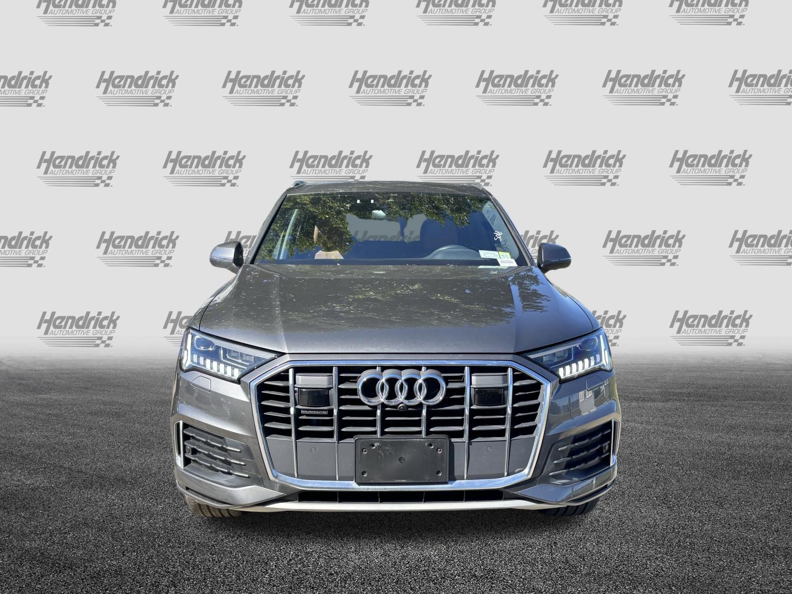 Used 2023 Audi Q7 2.0T Premium Plus w/ Premium Plus Package AWD/4WD image 3