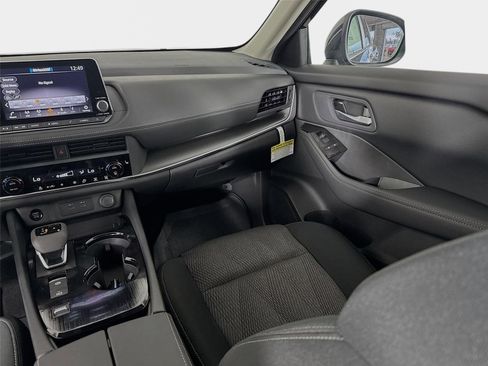 New 2026 Nissan Rogue SV FWD image 23