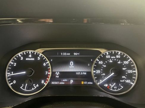 Used 2025 Nissan Pathfinder SV AWD/4WD image 24
