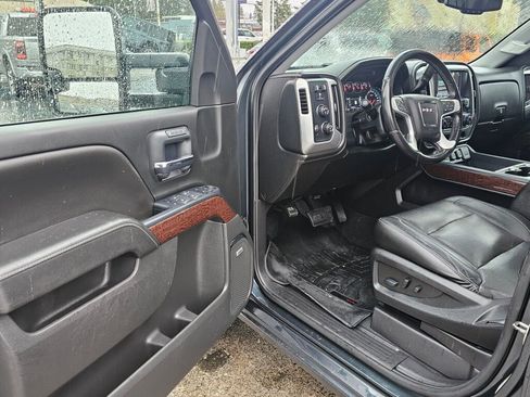 Used 2018 GMC Sierra 1500 SLT image 18