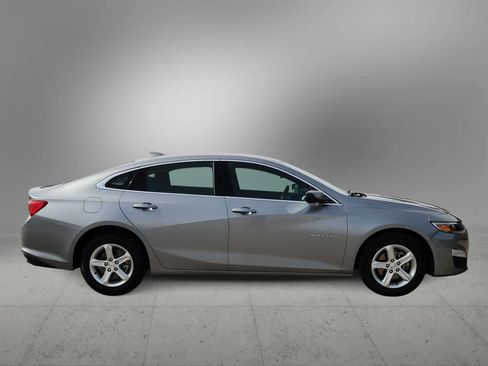 Used 2024 Chevrolet Malibu LT image 9