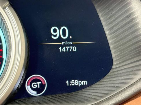 Used 2020 Aston Martin DB11 Volante RWD image 12