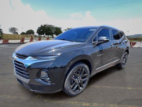 Used 2019 Chevrolet Blazer Premier w/ Driver Confidence II Package FWD image 5