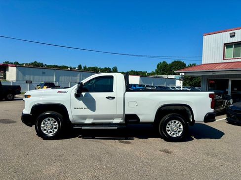 Used 2025 Chevrolet Silverado 3500 W/T w/ WT Convenience Package AWD/4WD image 5