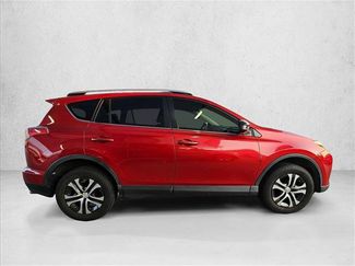 Used 2016 Toyota RAV4 LE FWD video 4