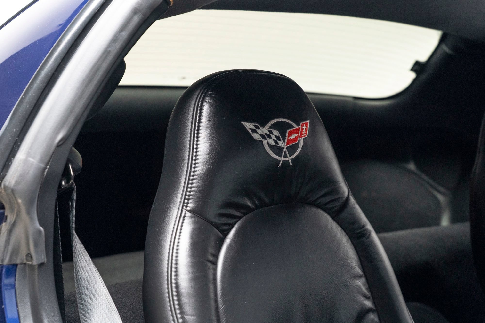 Used 2004 Chevrolet Corvette Z06 w/ Z06 Preferred Equipment Group RWD image 44