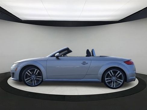 Used 2016 Audi TT 2.0T w/ Technology Package image 4