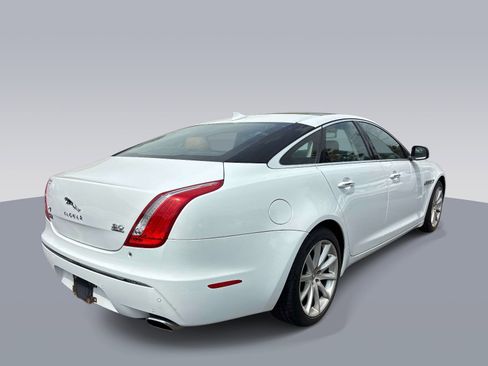 Used 2013 Jaguar XJ AWD image 3