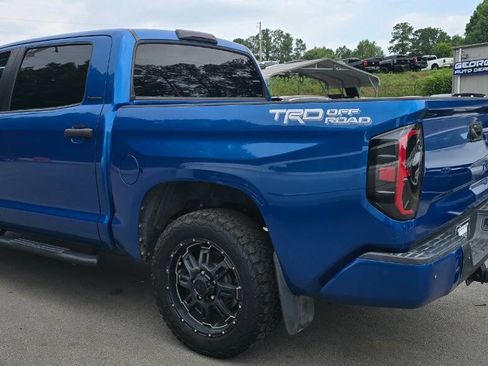 Used 2017 Toyota Tundra Limited w/ Limited Premium Package RWD image 9