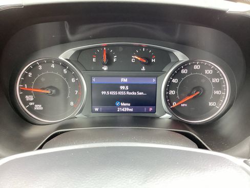 Used 2025 Chevrolet Blazer LT FWD image 23