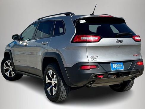 Used 2015 Jeep Cherokee Trailhawk w/ Leather Interior Group AWD/4WD image 4