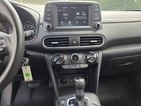 Used 2019 Hyundai Kona SE FWD image 18