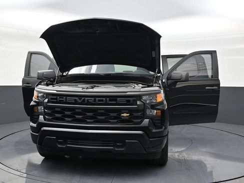 Used 2022 Chevrolet Silverado 1500 Custom RWD image 32