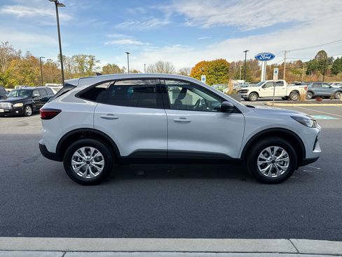 New 2026 Ford Escape Active image 12
