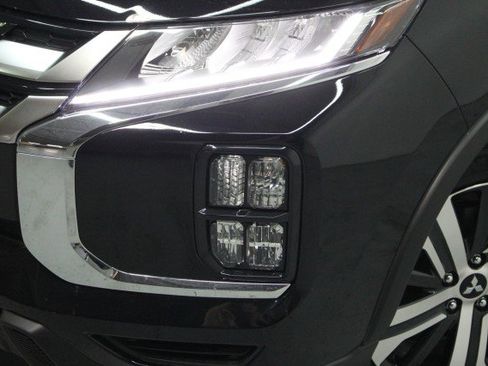 New 2026 Mitsubishi Outlander Sport SE image 2