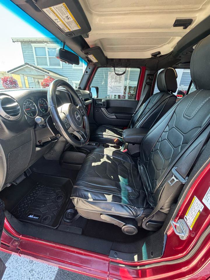 Used 2013 Jeep Wrangler Unlimited Sport AWD/4WD image 15